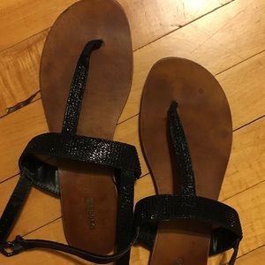 Black sandals